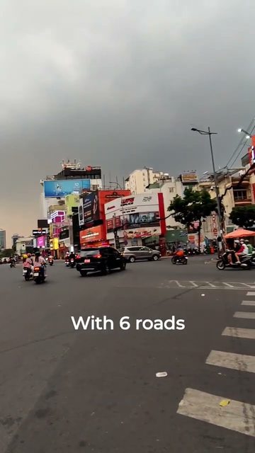 Ho Chi Minh City (Saigon), Vietnam 🇻🇳 (1/2)